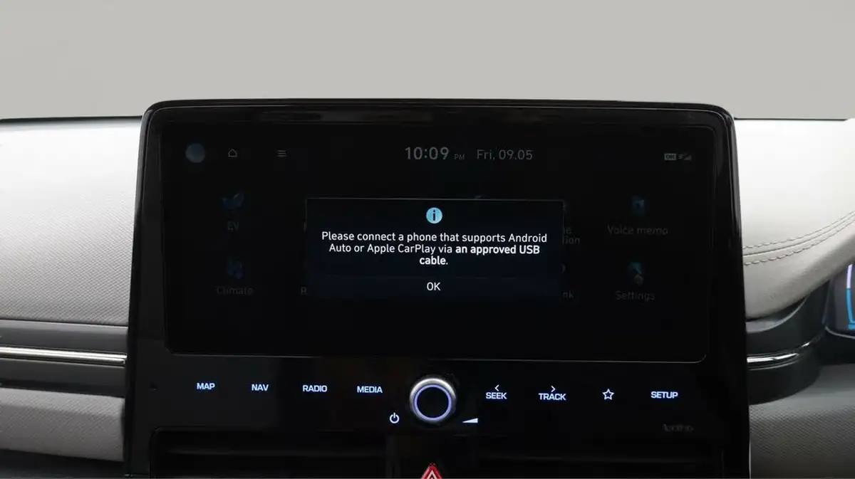 2022-hyundai-ioniq-e-premium-se-electric-big-28