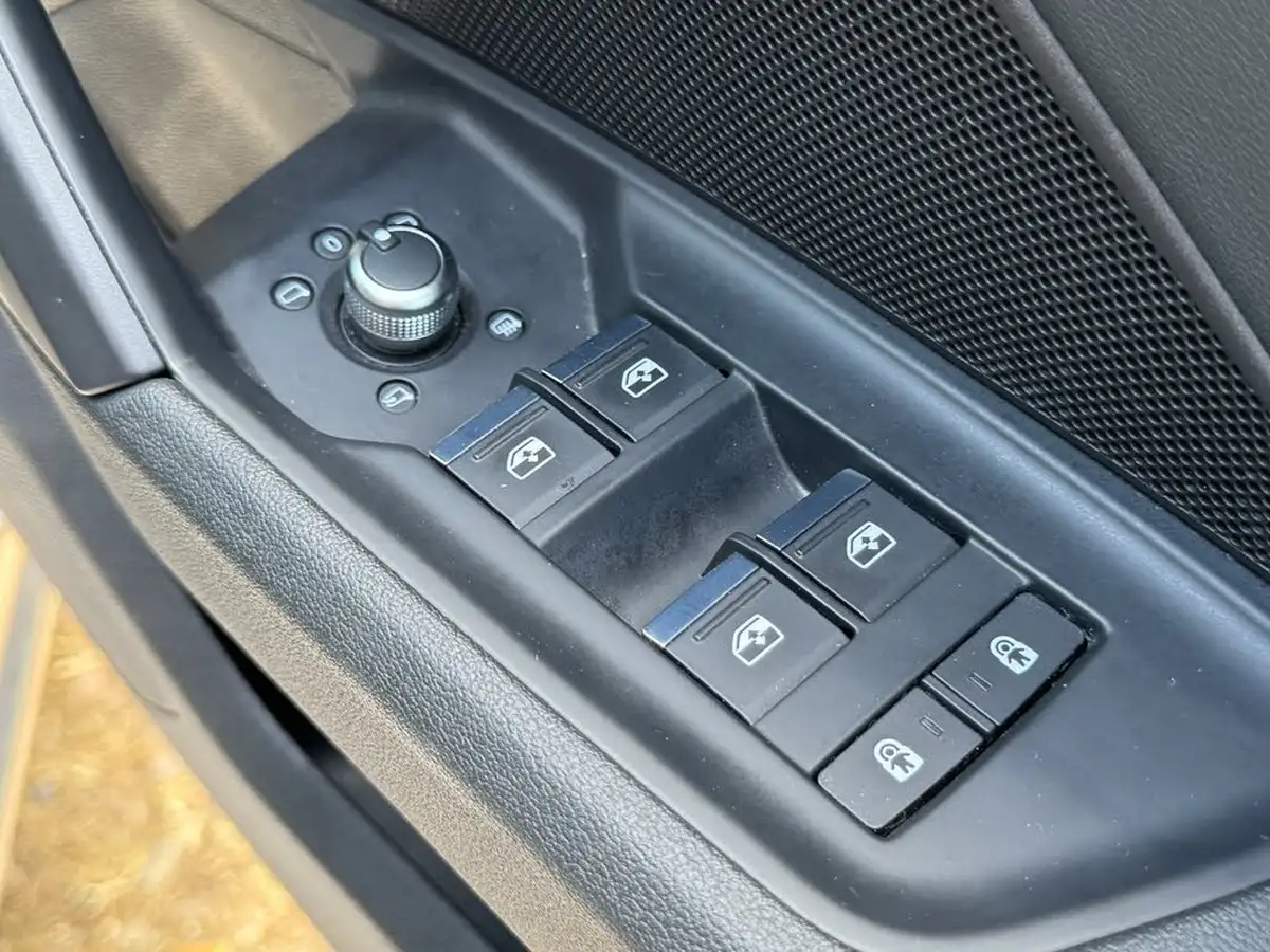 2021-audi-a3-14-40-tfsi-e-sport-big-28