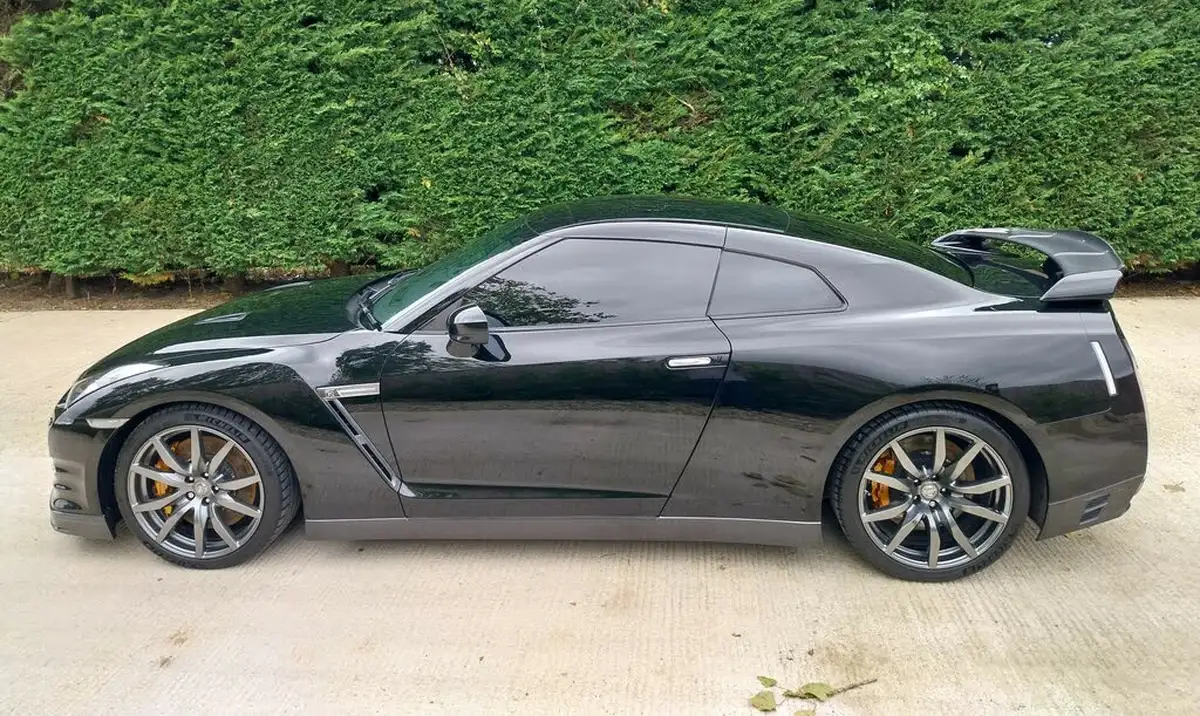 2012-nissan-gt-r-38-550ps-track-pack-auto-big-8