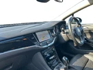 2016-vauxhall-astra-14i-16v-turbo-elite-nav-150ps-hatchback-small-8
