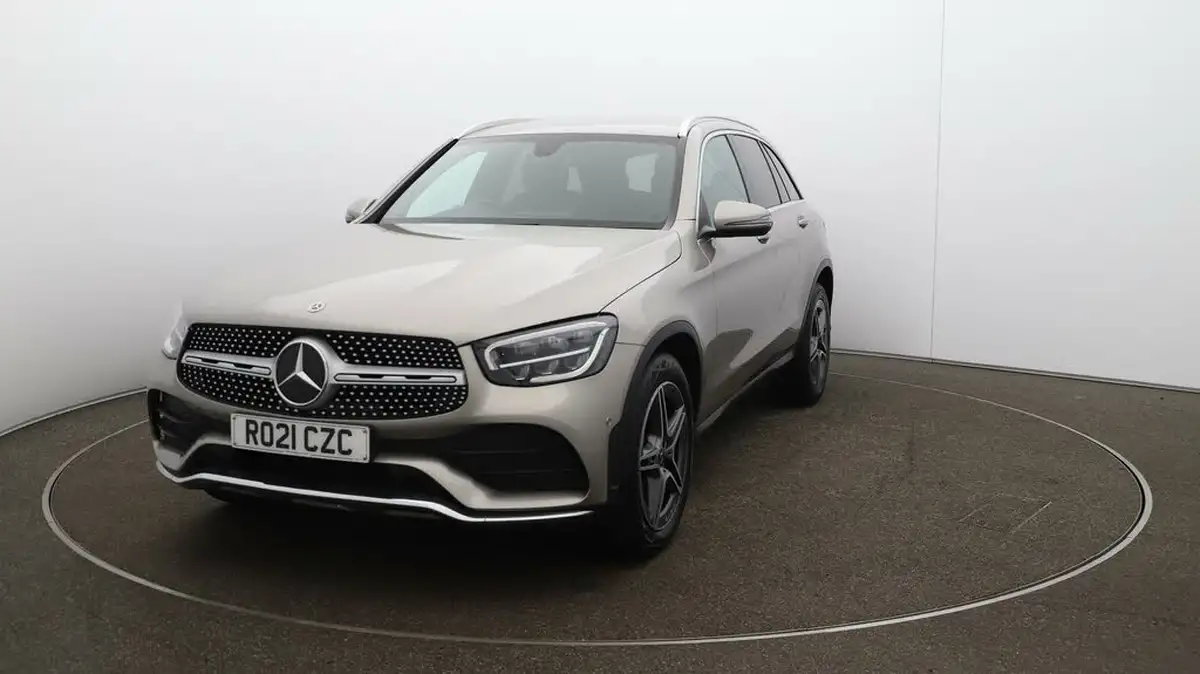 2021-mercedes-benz-glc-class-20d-glc220d-amg-line-station-wagon-5d-1950cc-4matic-plus-big-37