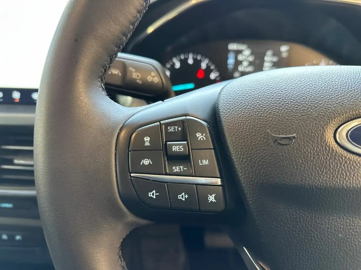 2024-ford-focus-10t-active-155ps-hatchback-powershift-big-25
