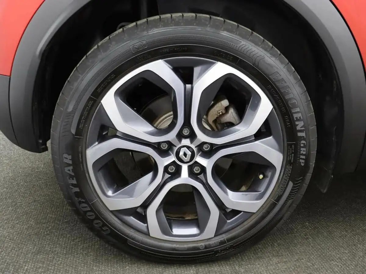 2023-renault-captur-16-techno-160ps-plug-in-big-12