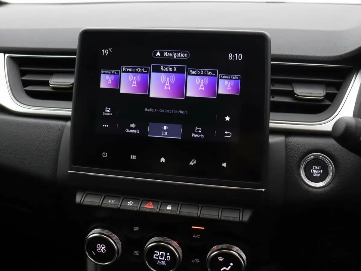2023-renault-captur-16-techno-160ps-plug-in-big-36