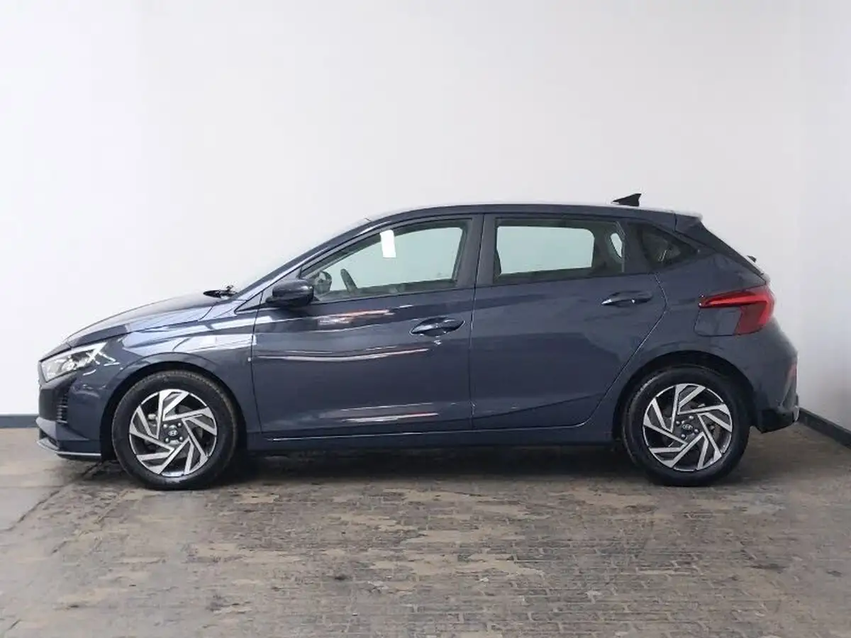 2024-hyundai-i20-10-t-gdi-advance-dct-big-3