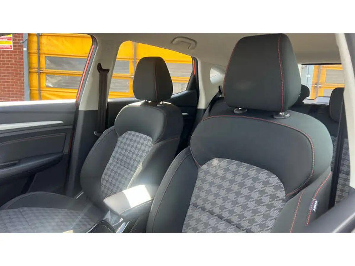 2021-mg-zs-suv-10t-gdi-excite-big-23