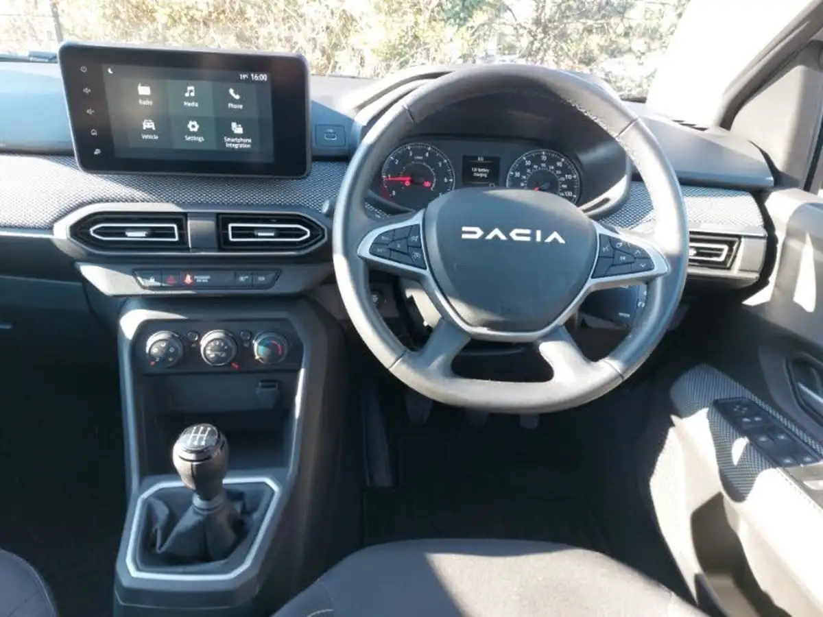 2023-dacia-sandero-10-tce-expression-90bhp-big-6
