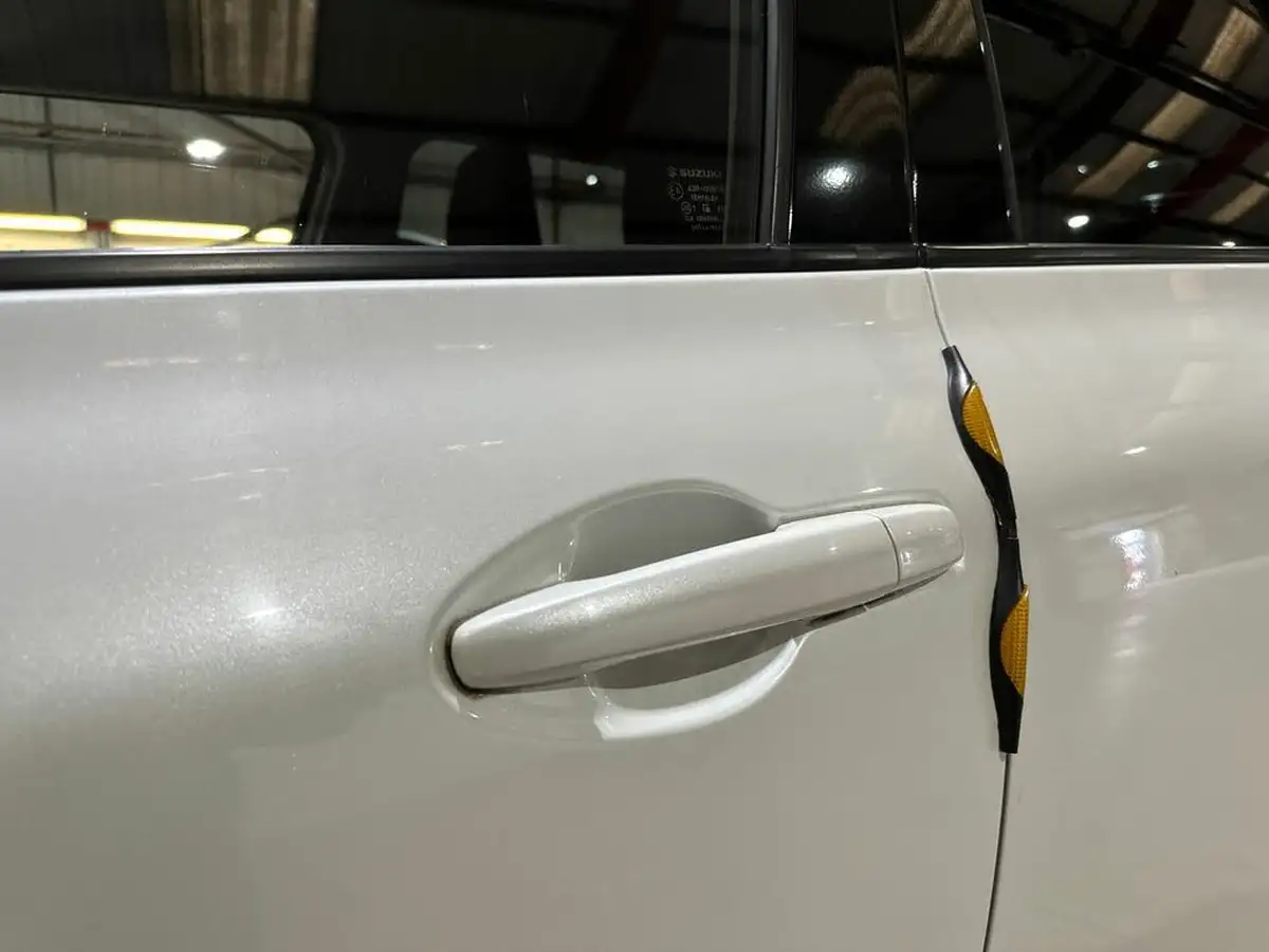 2018-suzuki-swift-10-boosterjet-sz-t-111ps-big-26