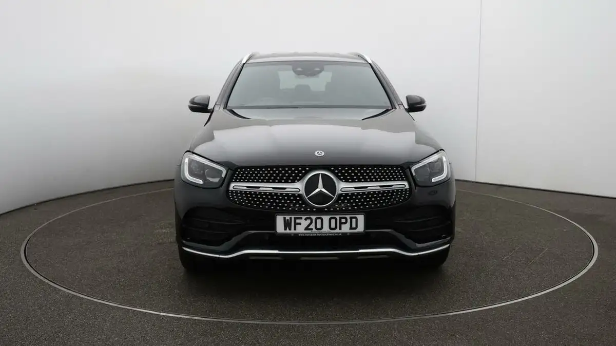 2020-mercedes-benz-glc-class-20d-glc300d-amg-line-premium-station-wagon-5d-big-40