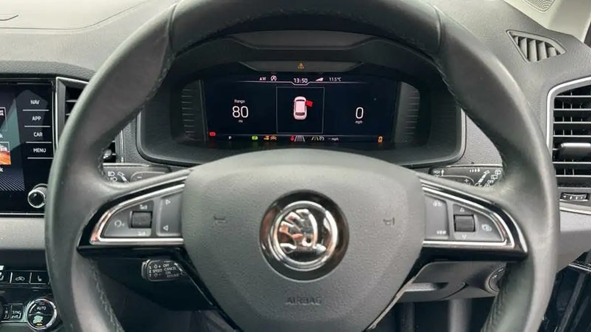 2019-skoda-karoq-15-tsi-se-l-dsg-big-16