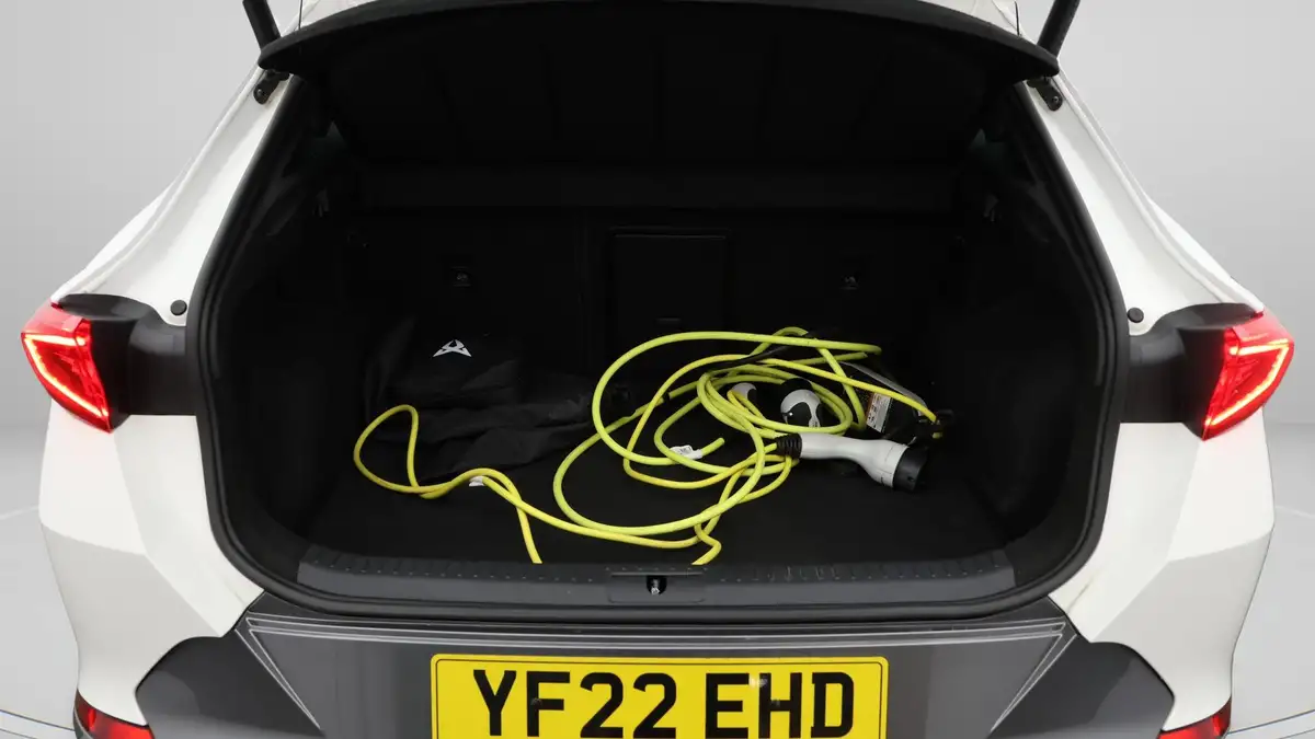 2022-cupra-formentor-14-e-hybrid-vz1-big-26