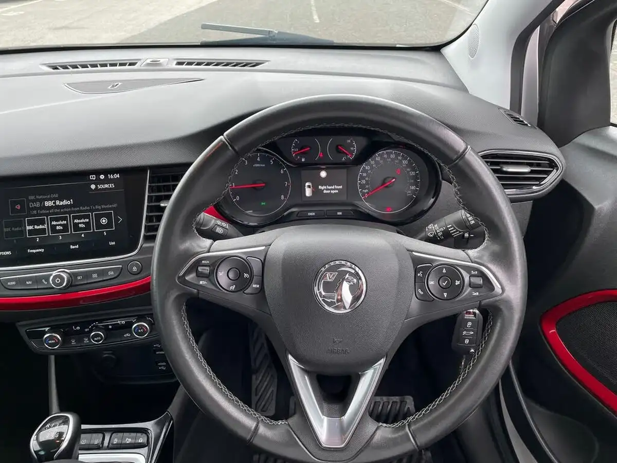 2021-vauxhall-crossland-12-sri-nav-110ps-big-21