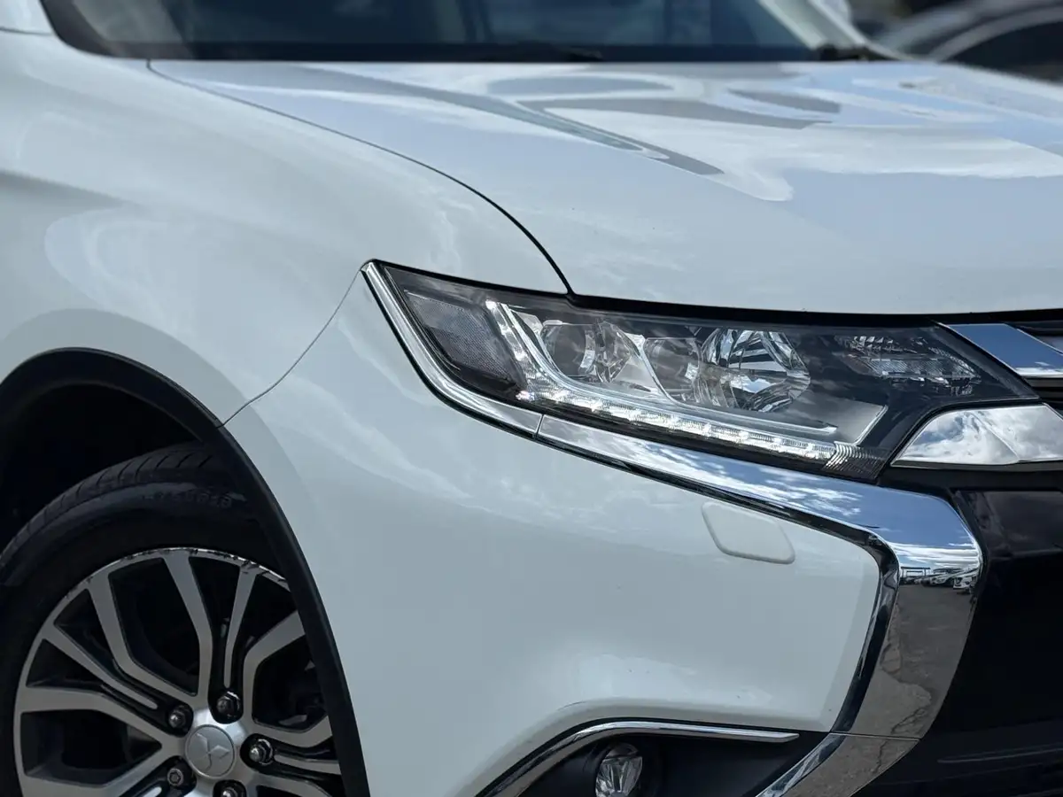 2018-mitsubishi-outlander-22di-d-4-leather-auto-big-36