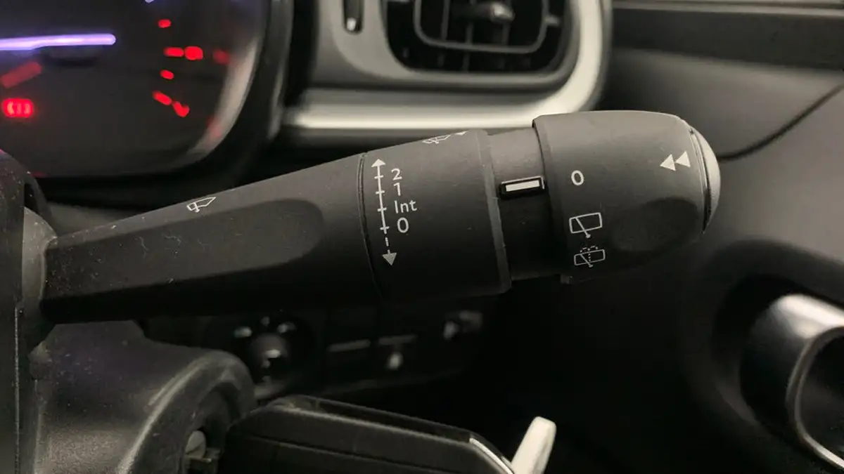 2022-citroen-c3-12-puretech-sense-big-33