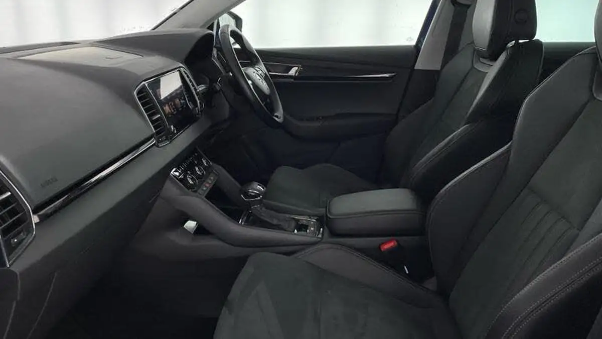2021-skoda-karoq-15-tsi-se-l-dsg-big-38