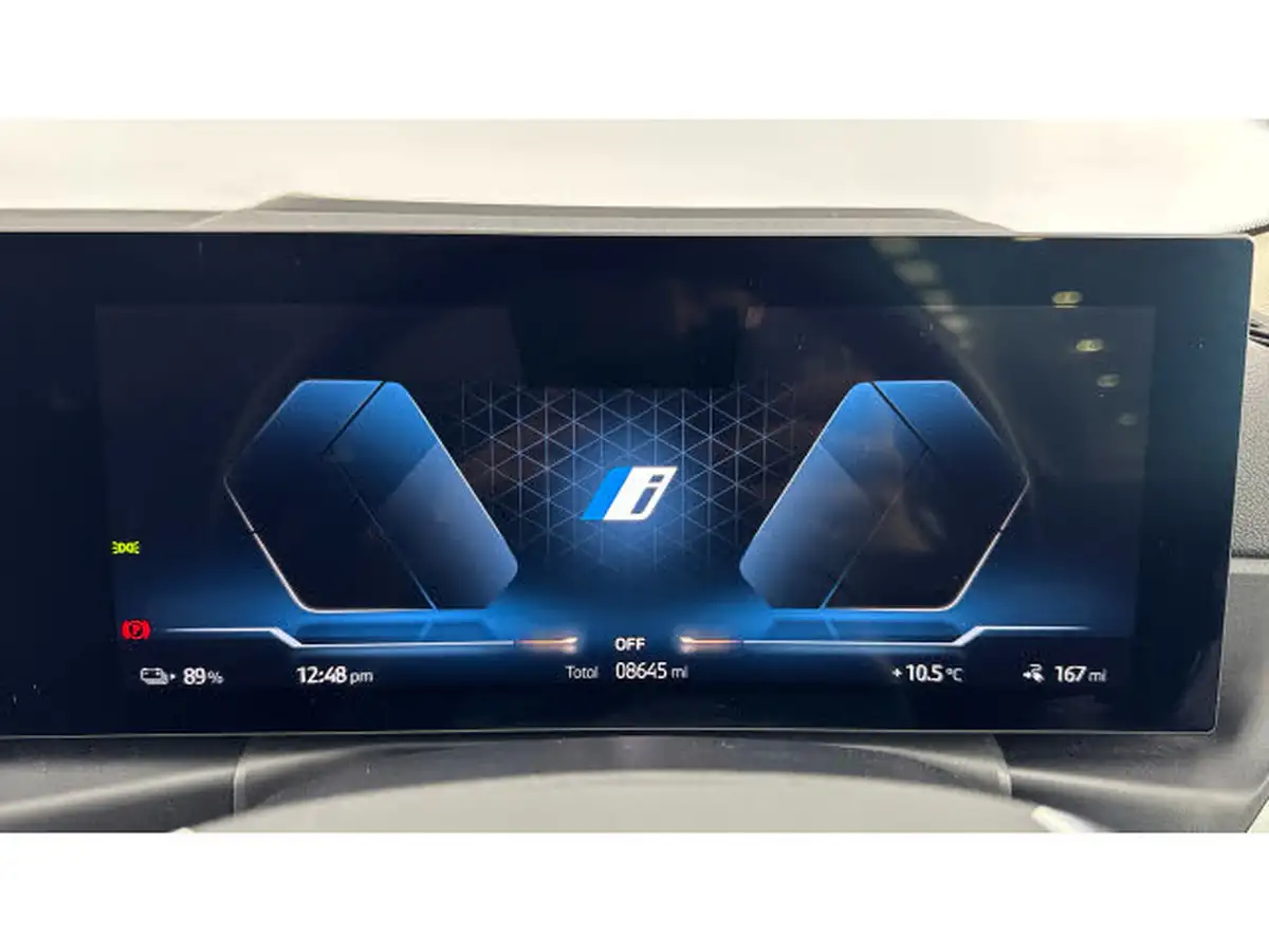 2024-bmw-i4-e-edrive35-sport-tech-pack-big-8
