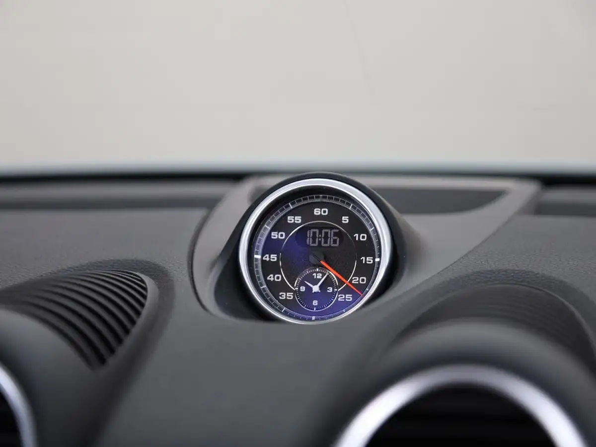 2020-porsche-boxster-718-20-boxster-t-pdk-big-14