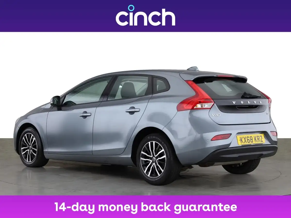 2018-volvo-v40-20-t2-momentum-nav-plus-big-5
