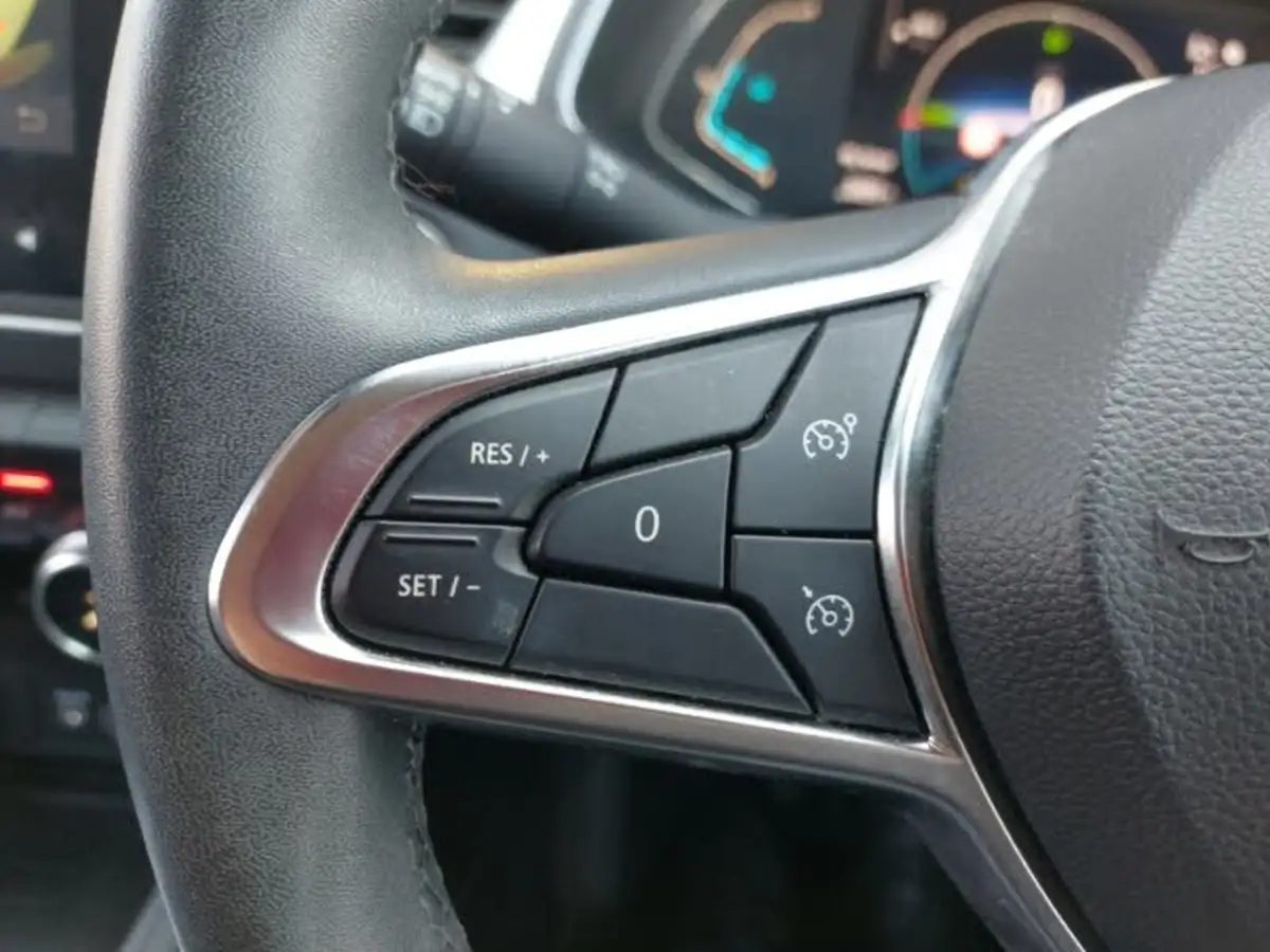 2021-renault-captur-16-s-edition-145ps-hybrid-big-17