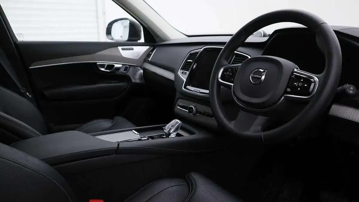2024-volvo-xc90-20-t8-ultimate-dark-big-8