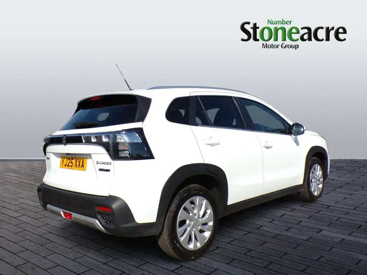 2025-suzuki-s-cross-15-motion-big-7