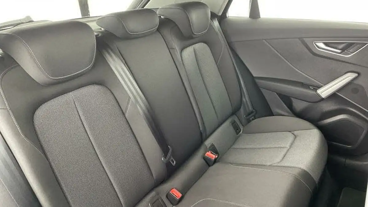 2022-audi-q2-10-30-tfsi-sport-big-21