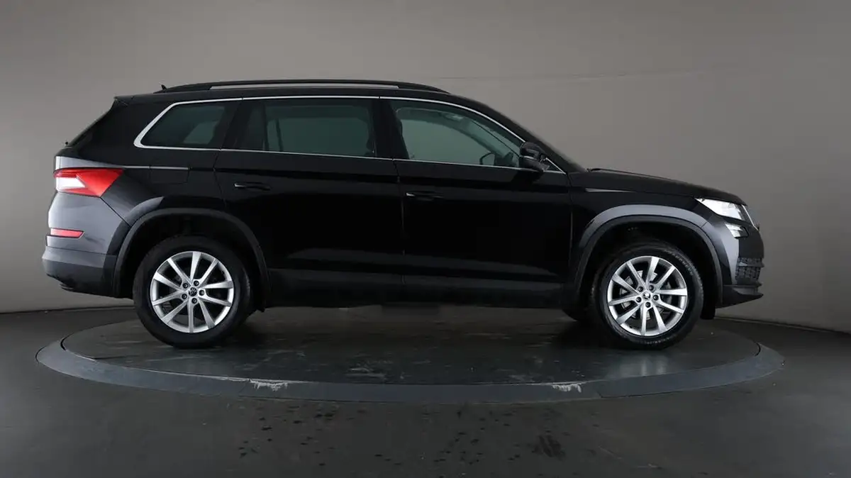 2021-skoda-kodiaq-15-tsi-se-5-big-60