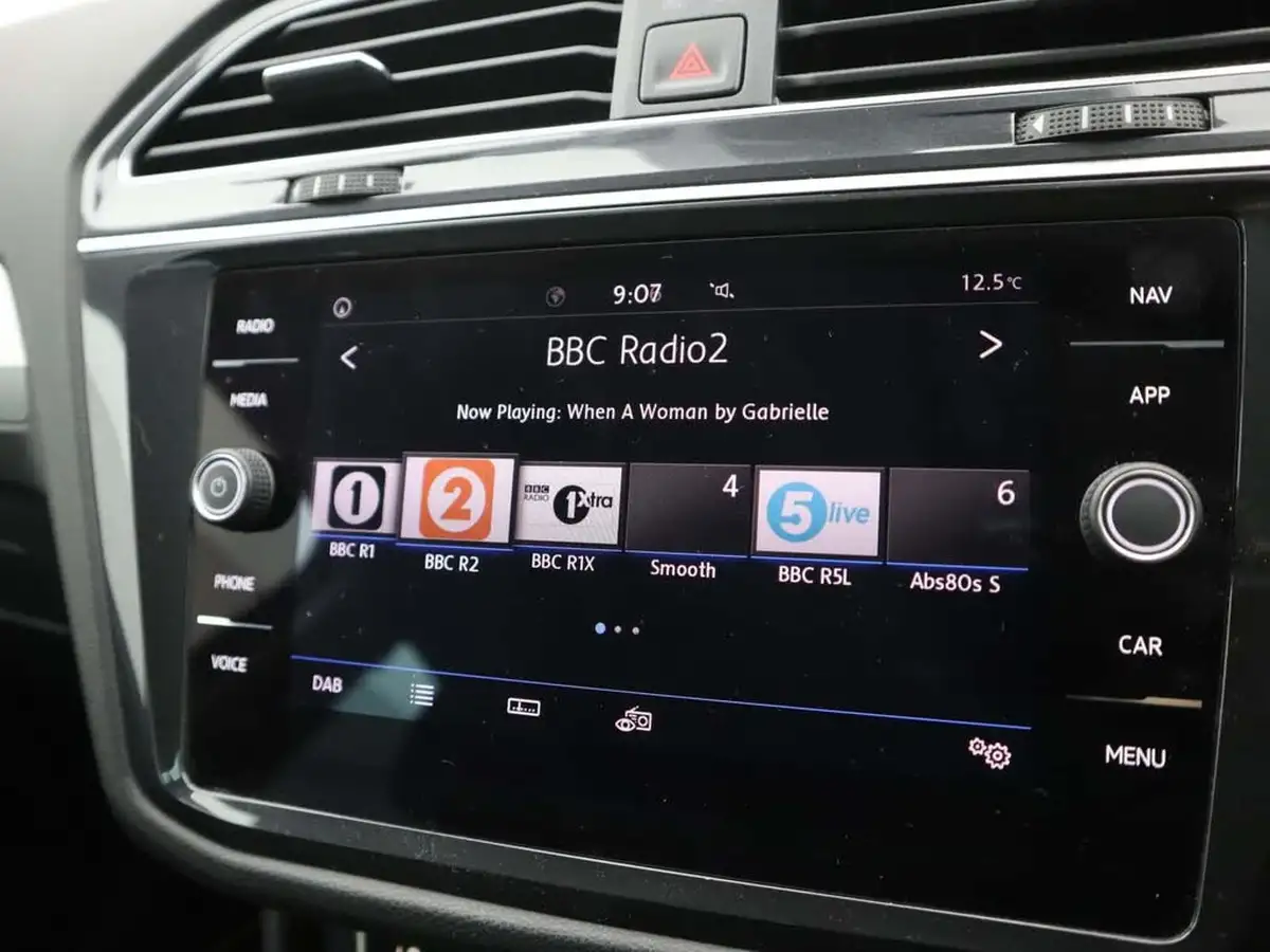 2019-volkswagen-tiguan-15-tsi-match-150ps-dsg-big-18