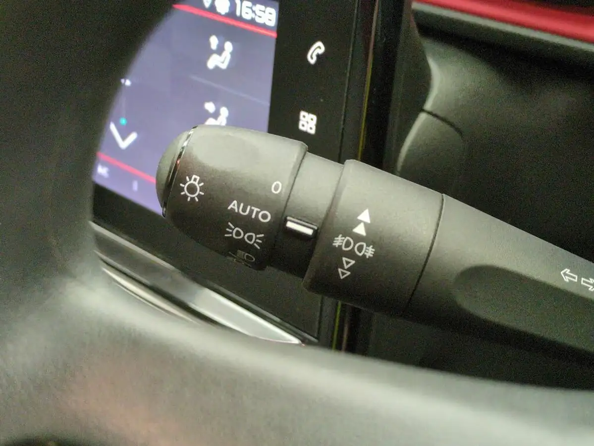 2022-citroen-c3-12-puretech-c-series-big-22