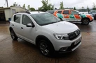 2017-dacia-sandero-stepway-09-tce-laureate-small-1