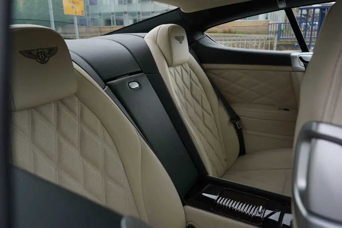 2013-bentley-continental-big-25