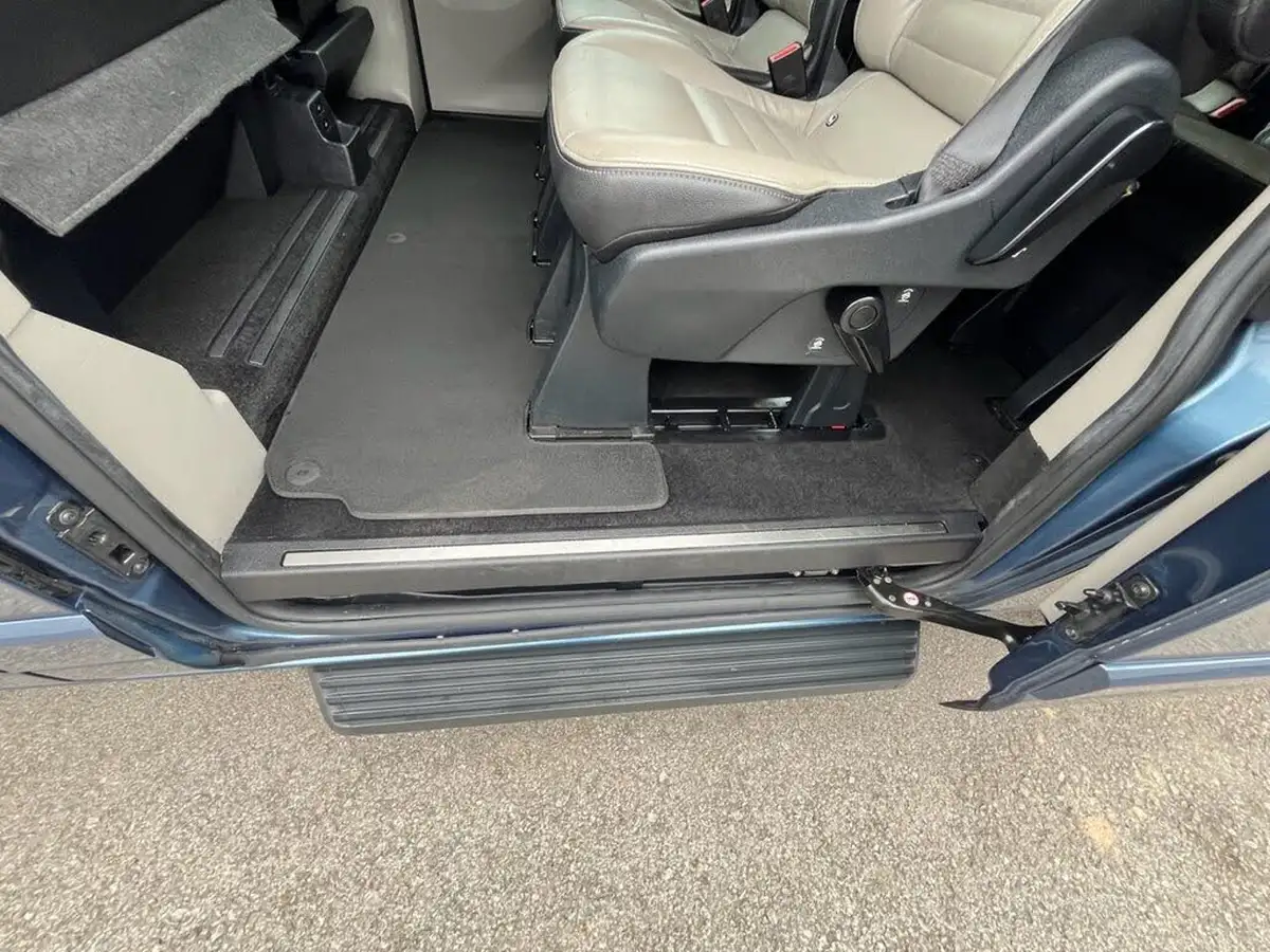 2021-ford-tourneo-custom-20tdci-320-l2-titanium-x-mhev-185pseu6dt-big-9
