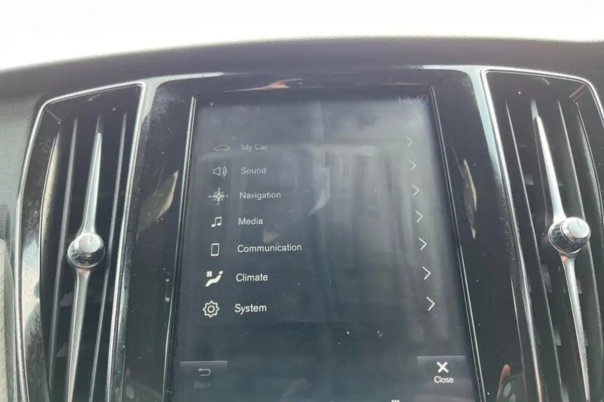 2019-volvo-v60-20td-d4-inscription-plus-geartronic-big-32