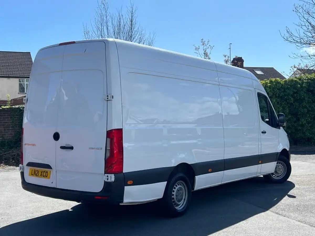 2021-mercedes-benz-sprinter-20cdi-315-l1h1-progressive-150pseu6dt-panel-rwd-eco-gear-360-big-41