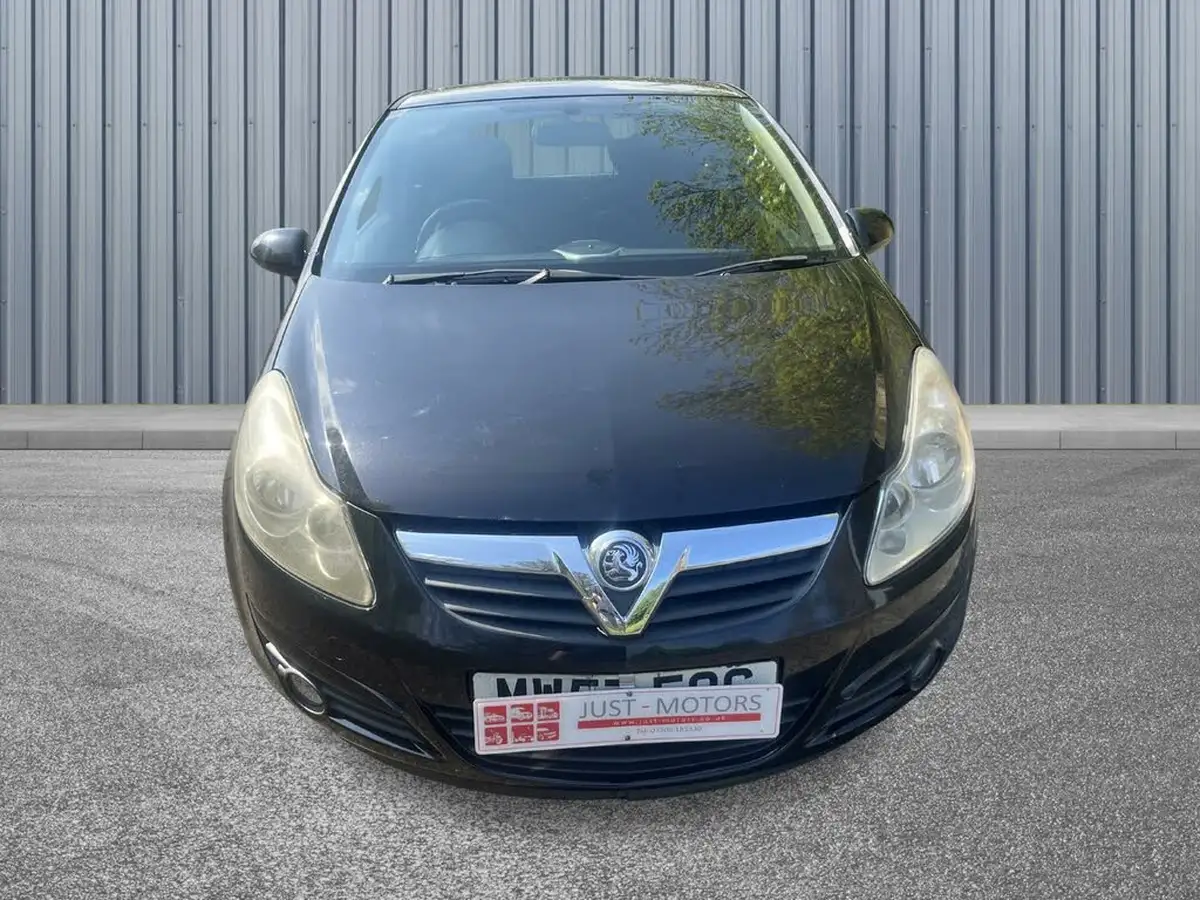 2008-vauxhall-corsa-12-sxi-3d-big-1