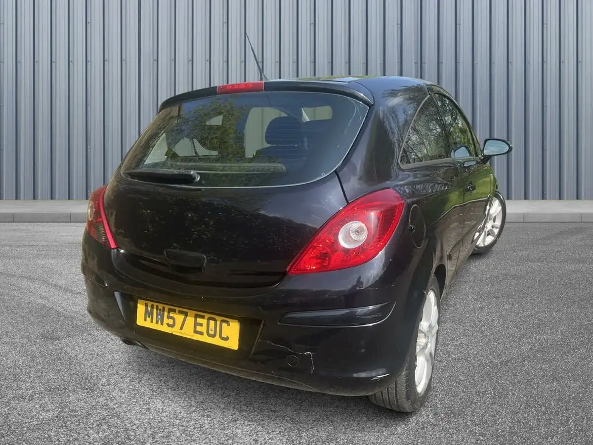 2008-vauxhall-corsa-12-sxi-3d-big-5