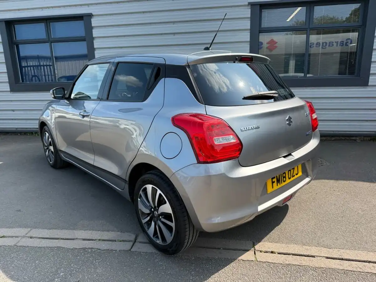 2018-suzuki-swift-10-boosterjet-sz5-111ps-shvs-big-6