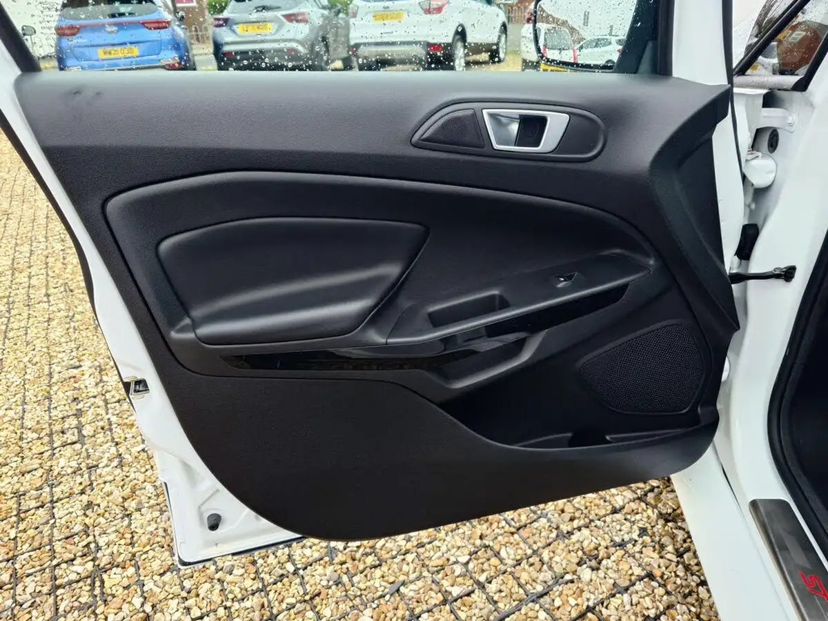 2019-ford-ecosport-10t-st-line-125ps-big-16