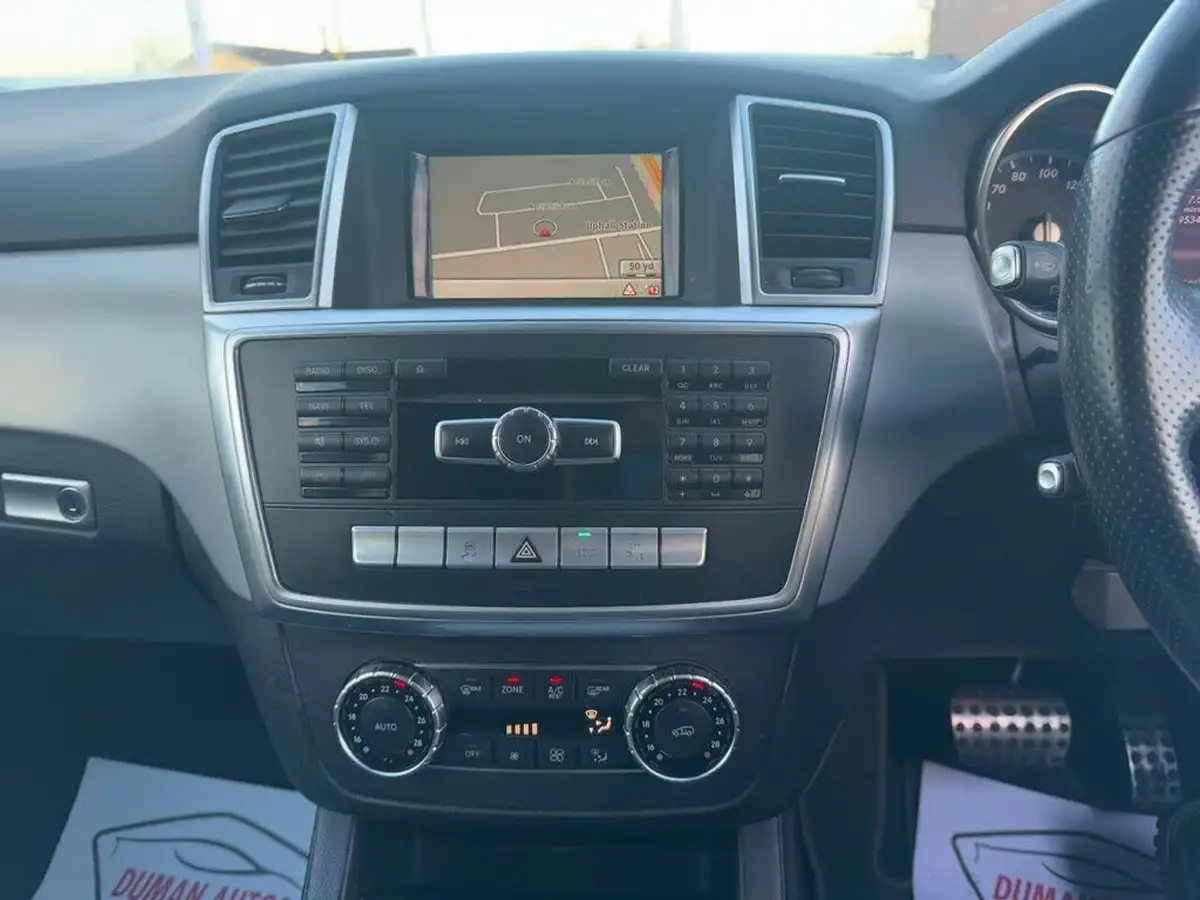 2013-mercedes-benz-m-class-21cdi-ml250-bluetec-amg-sport-big-15