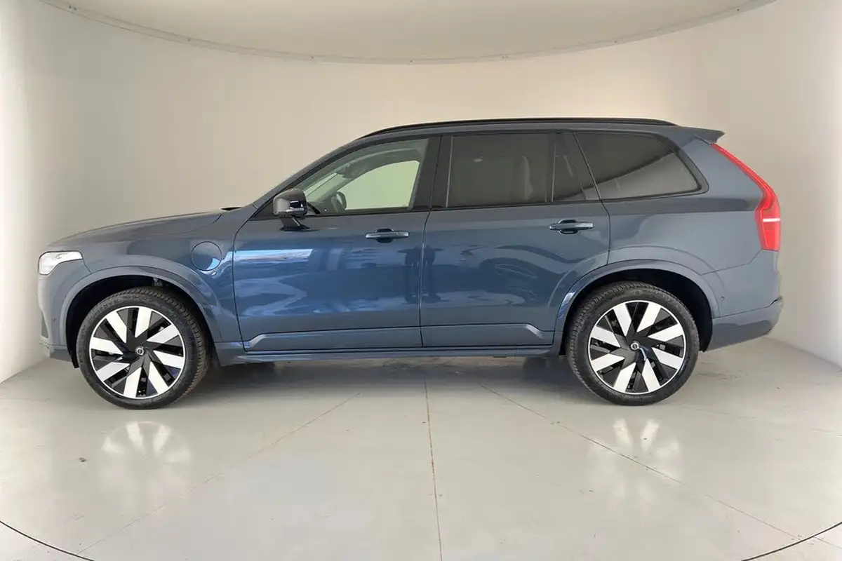2024-volvo-xc90-20-t8-plus-big-23