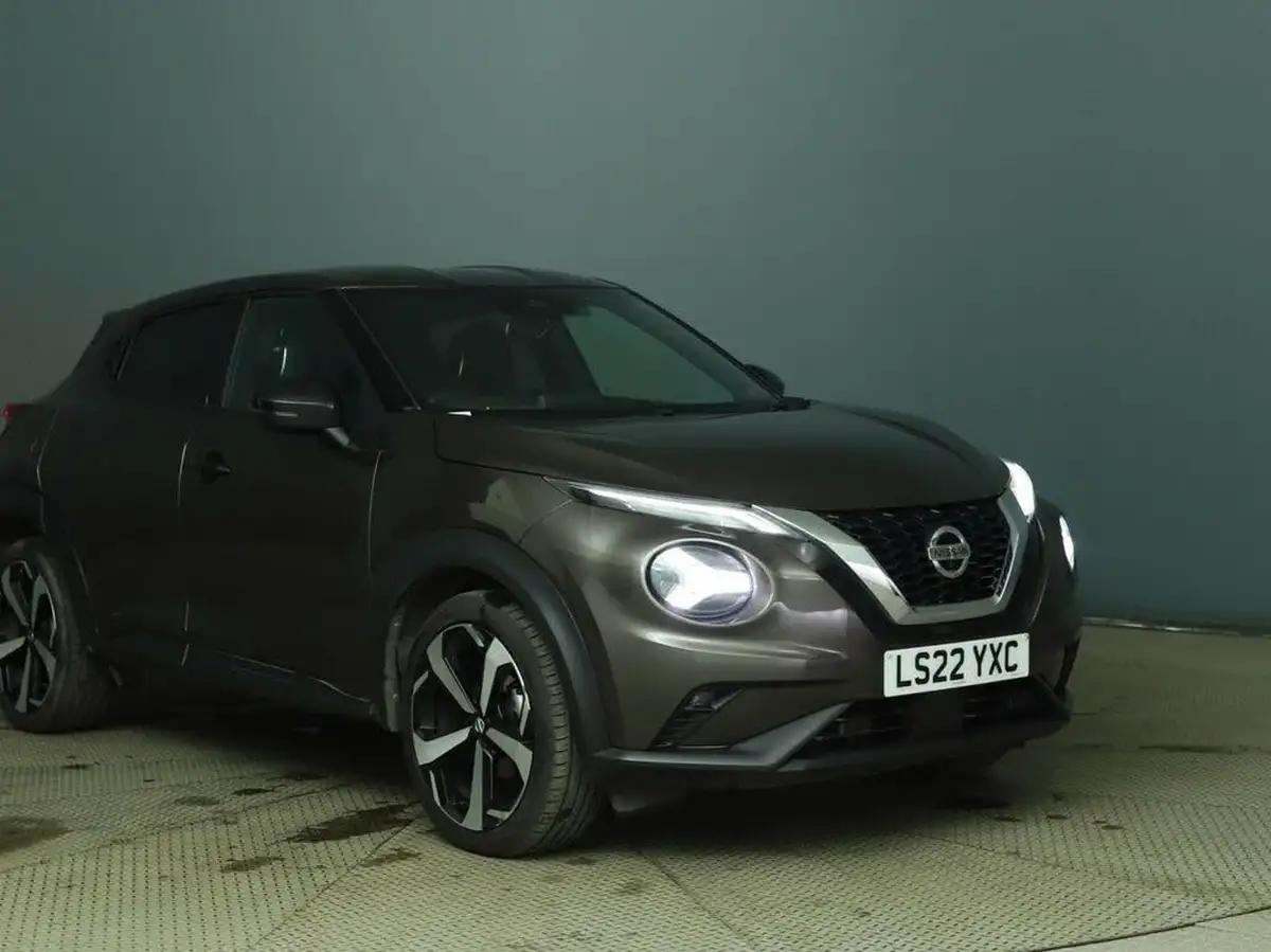 2022-nissan-juke-10-dig-t-tekna-big-0