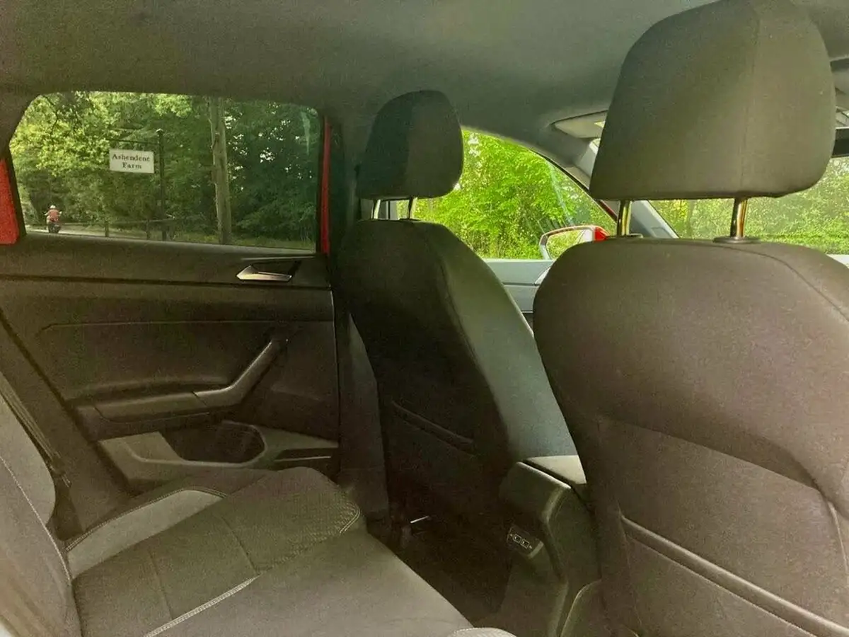 2018-volkswagen-polo-10-tsi-r-line-95ps-5d-big-20