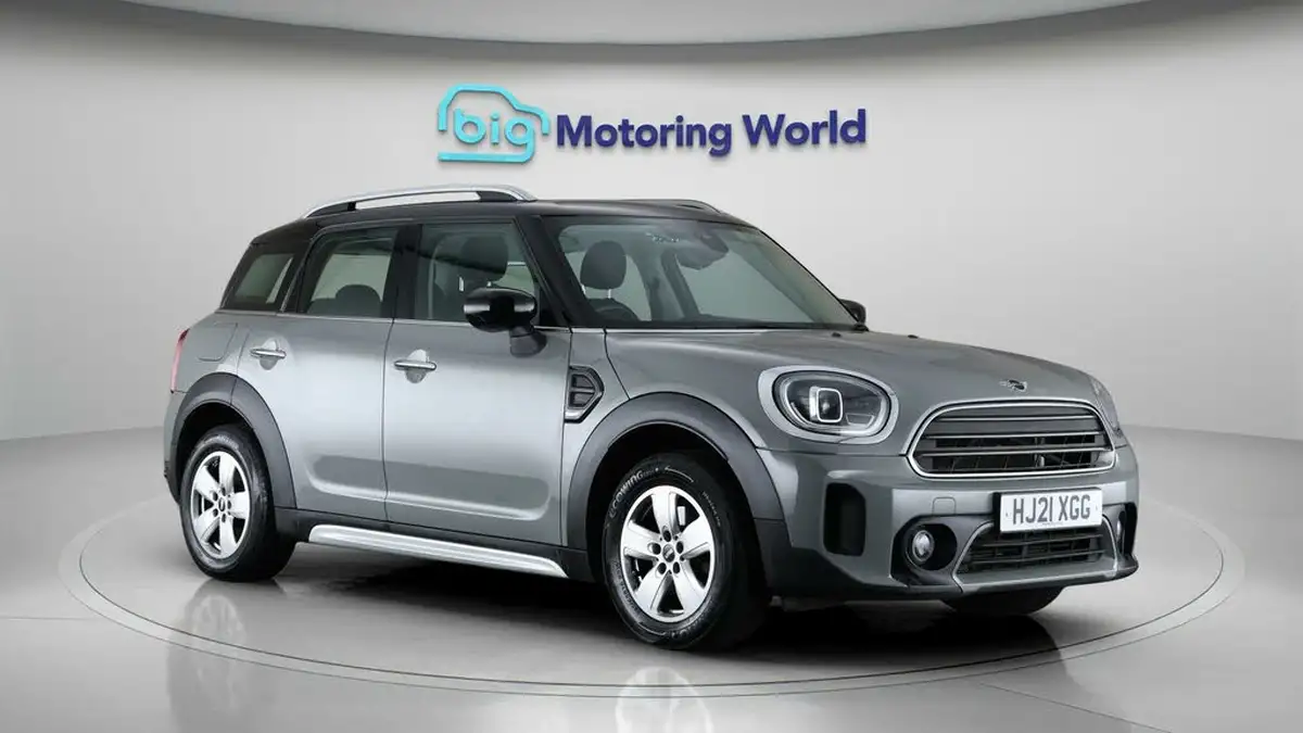 2021-mini-countryman-15-cooper-classic-big-0