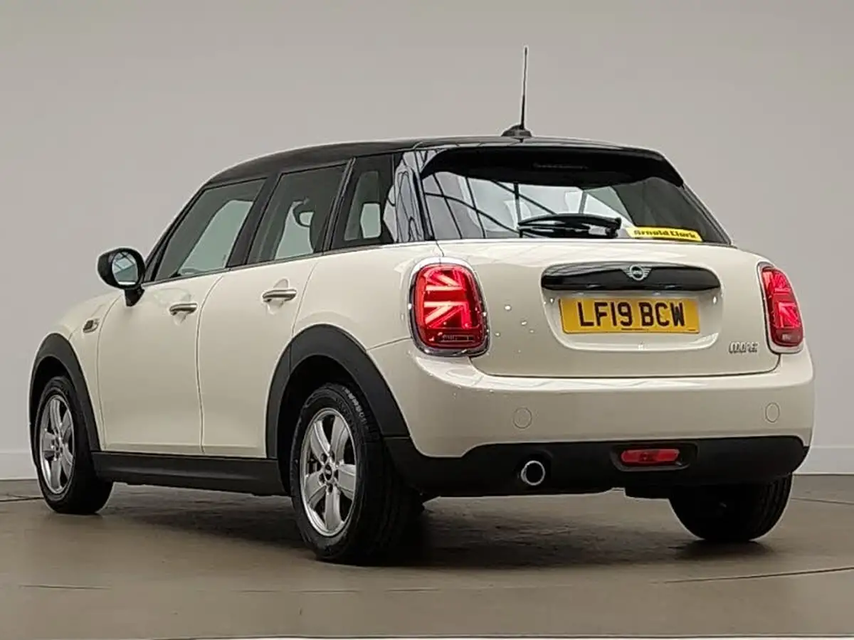 2019-mini-cooper-15-cooper-classic-hatchback-5d-big-1