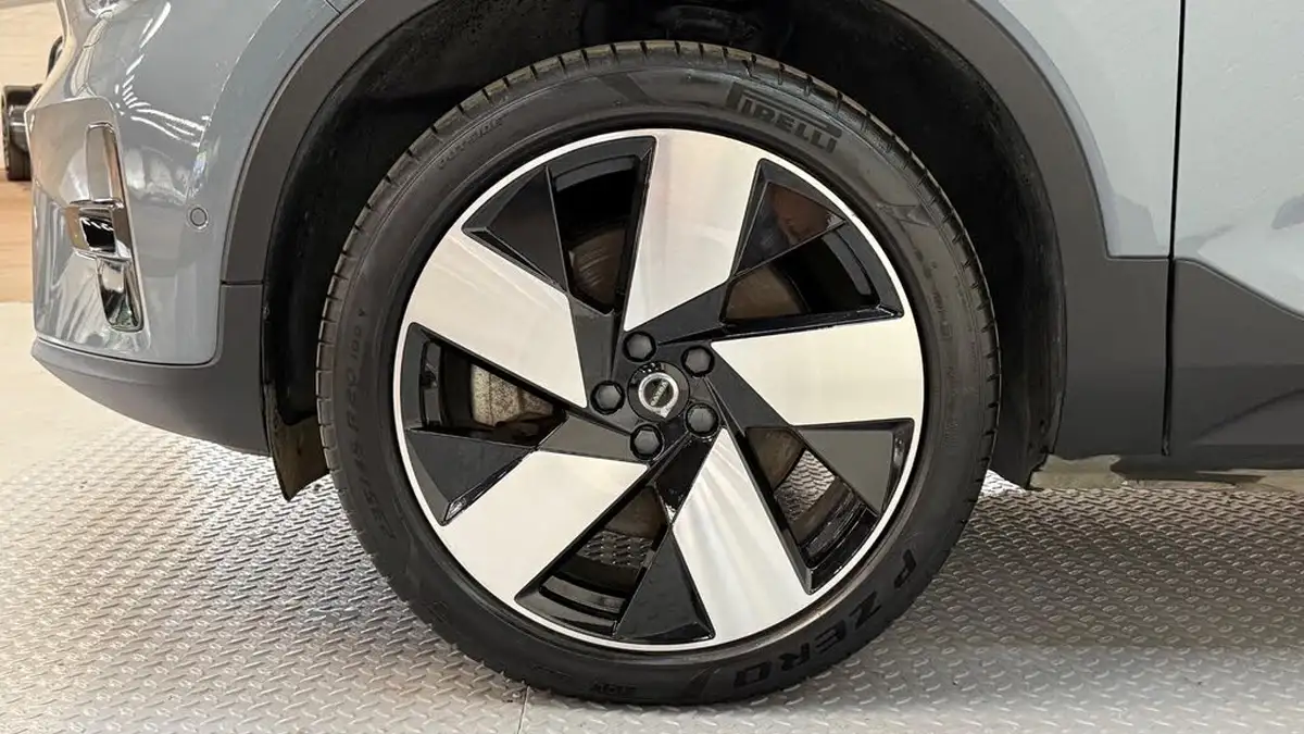 2022-volvo-c40-e-twin-recharge-pro-big-2