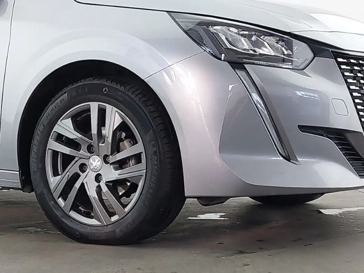 2020-peugeot-208-12-puretech-active-premium-75bhp-big-8