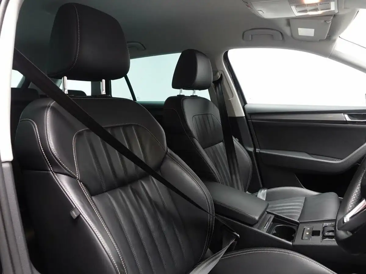 2019-skoda-superb-20tdi-se-l-150ps-estate-dsg-big-1