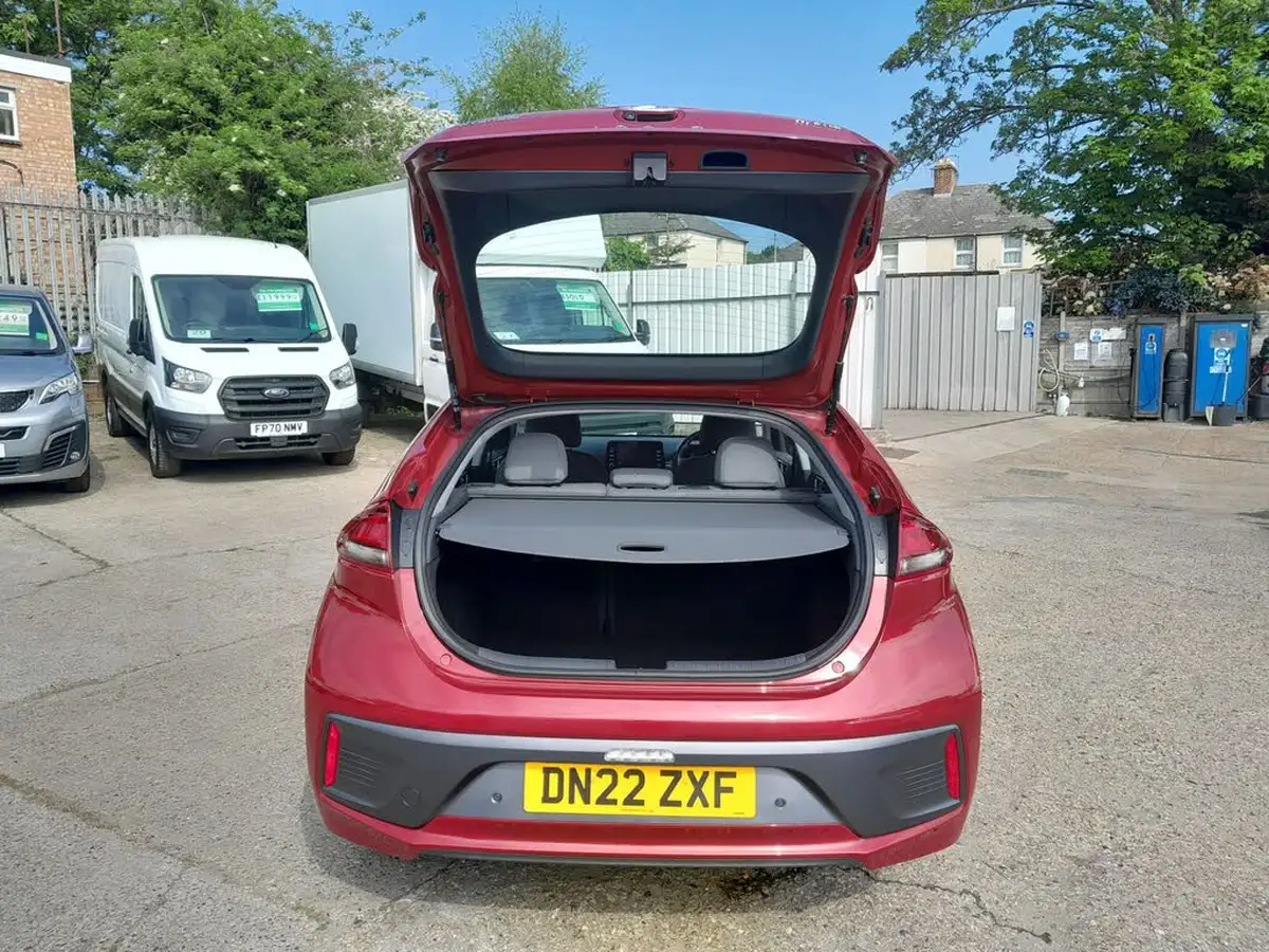 2022-hyundai-ioniq-16-gdi-premium-se-hybrid-big-7