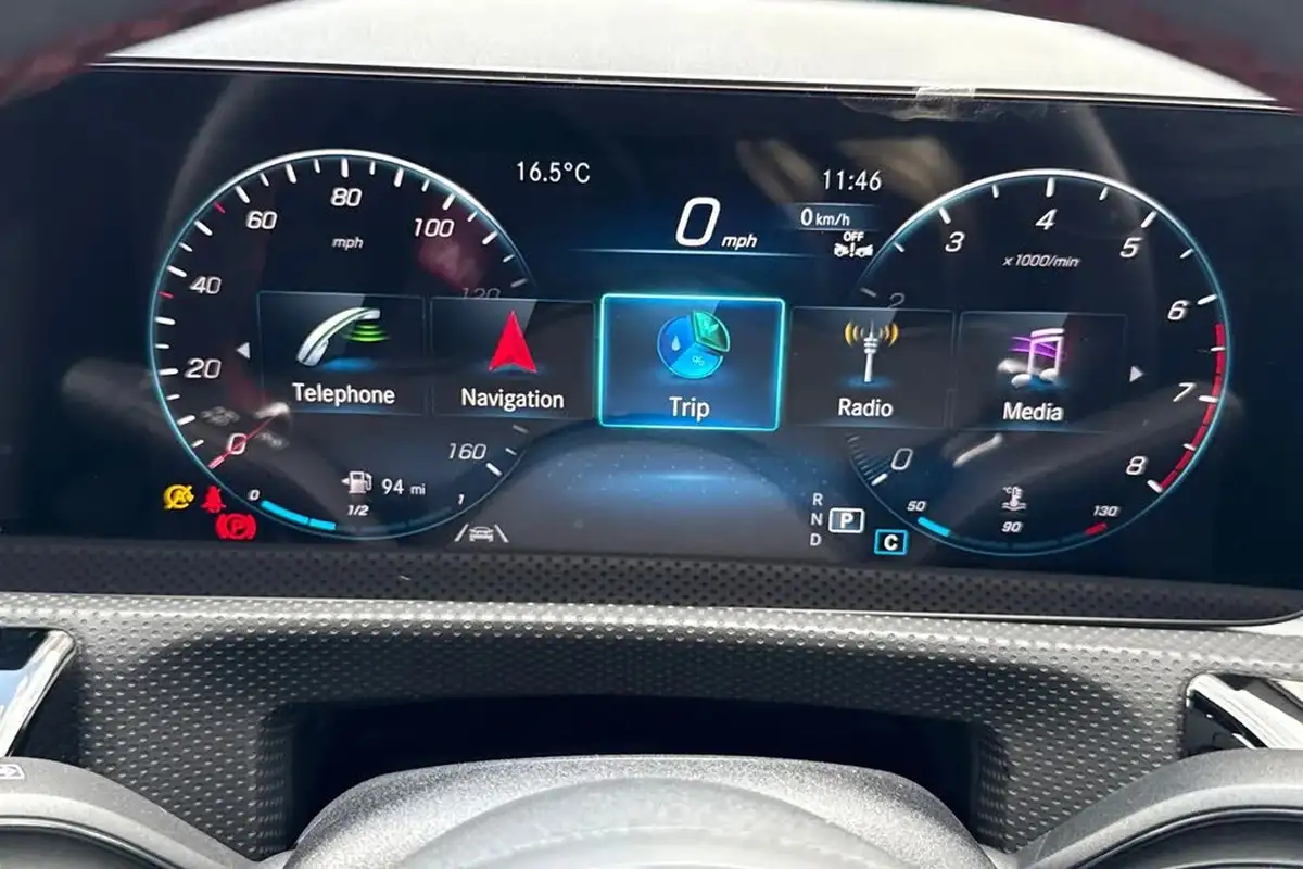 2022-mercedes-benz-a-class-13-a180-amg-line-executive-hatchback-5d-7g-dct-big-41