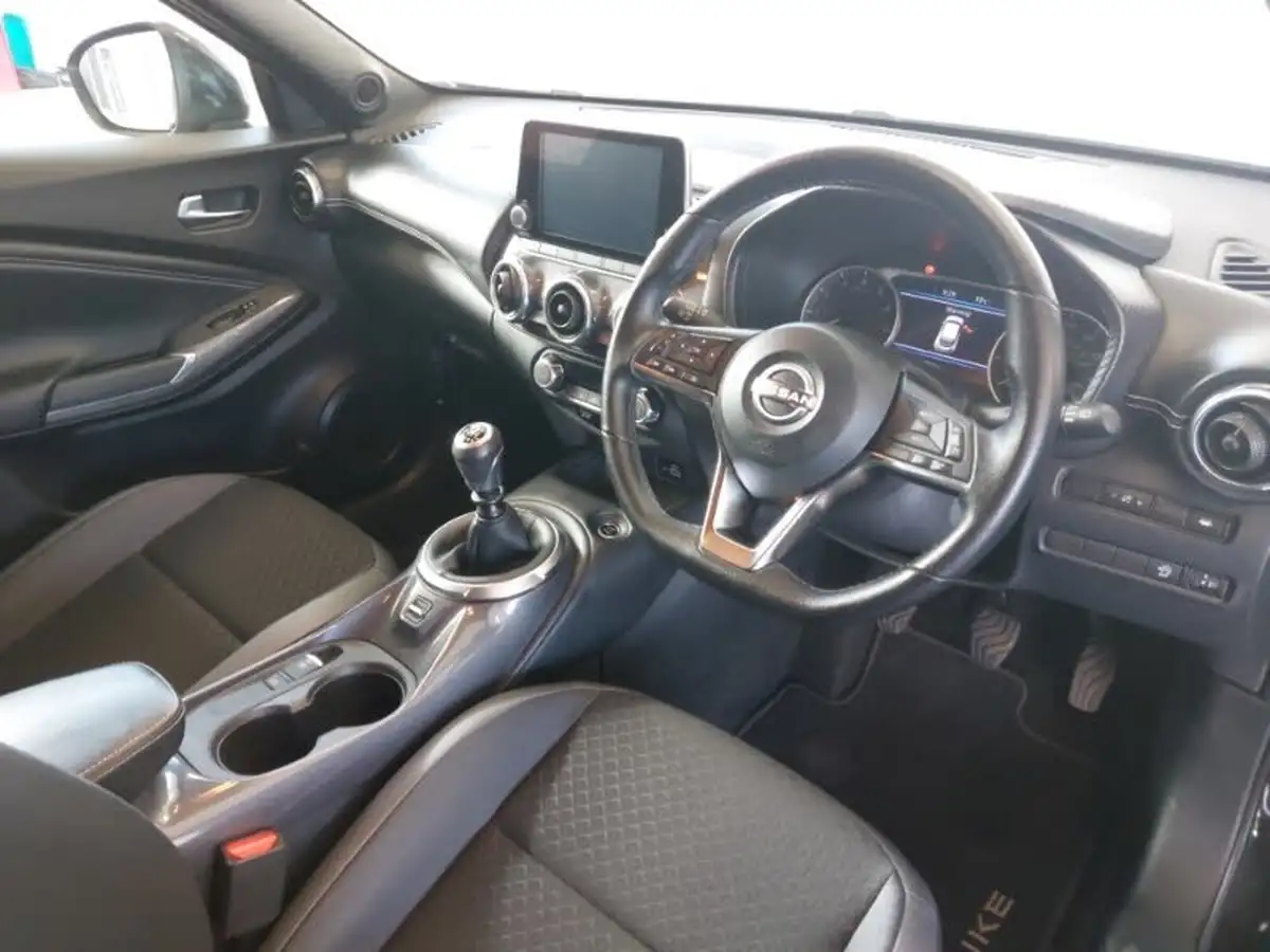 2023-nissan-juke-10-dig-t-n-connecta-big-6